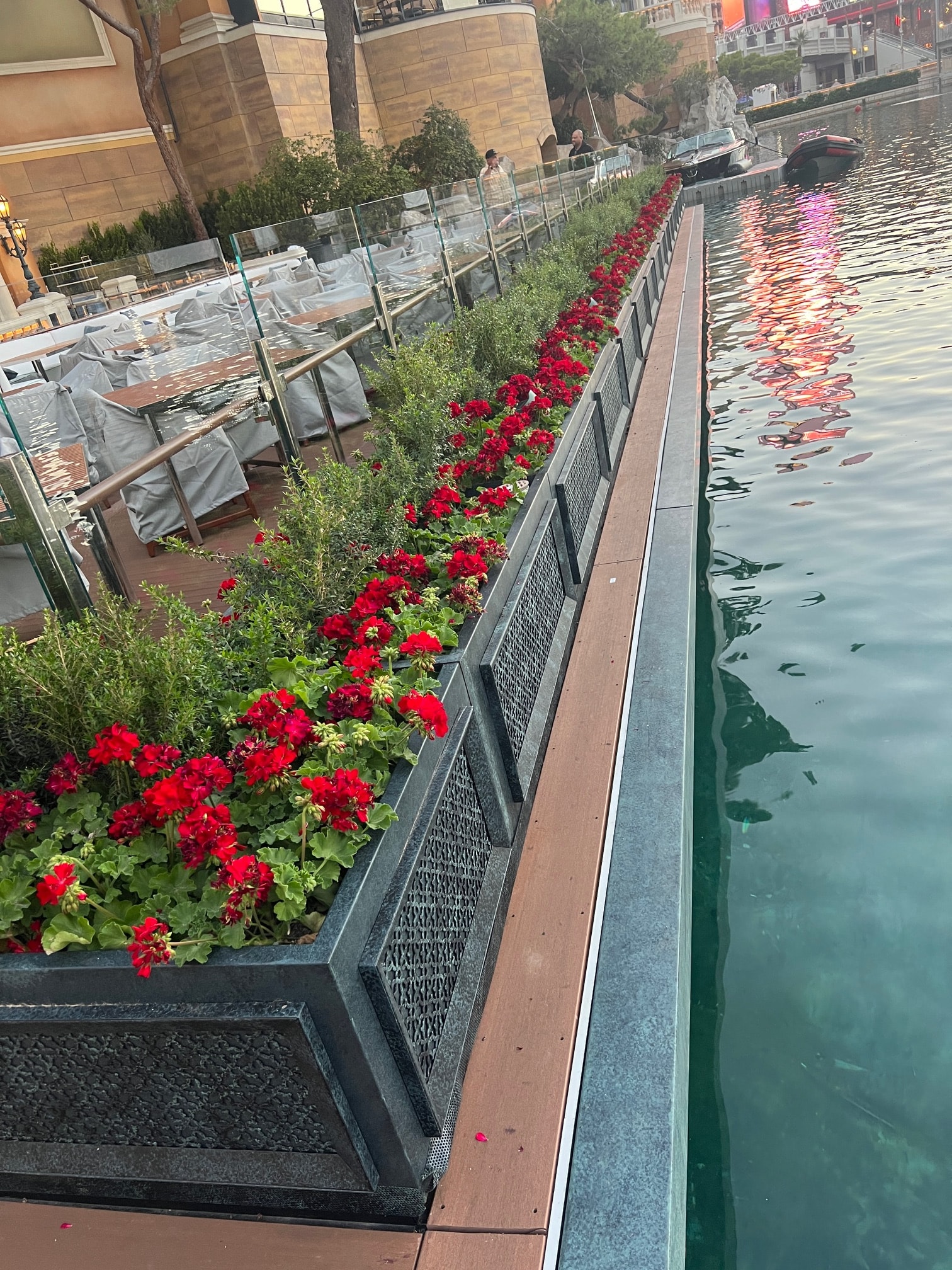 Carbone Riviera — Custom Patio Planters